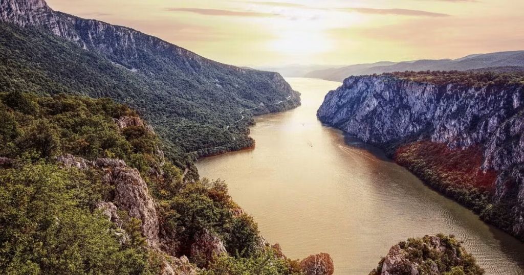The Majestic Đerdap National Park Guide